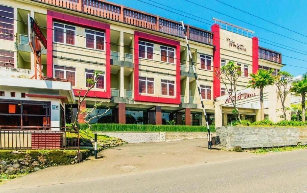 Albis Hotel 2*