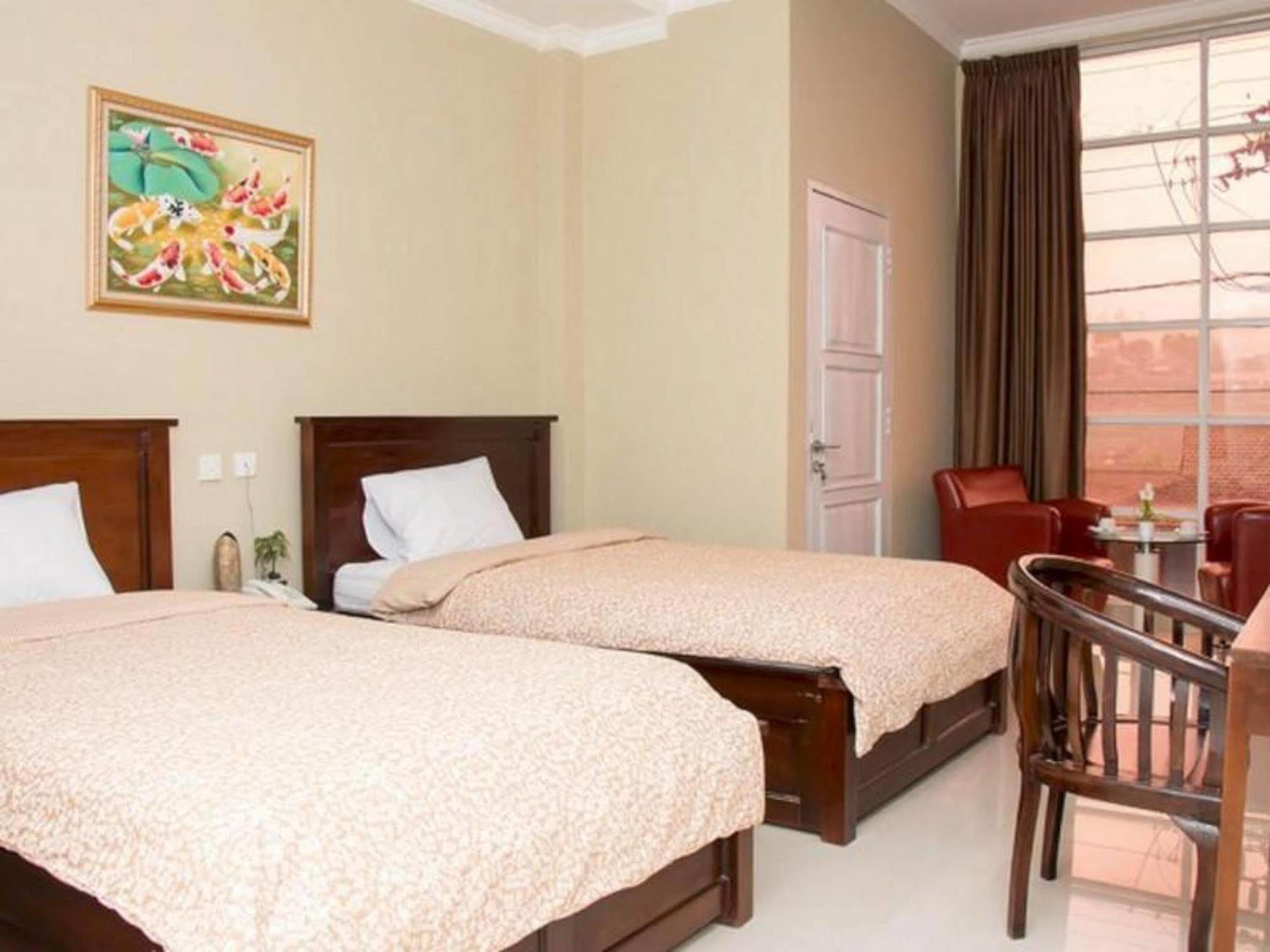 Hotel Albis 2*